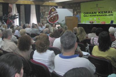 Foto: Yazar Orhan Kemal anld